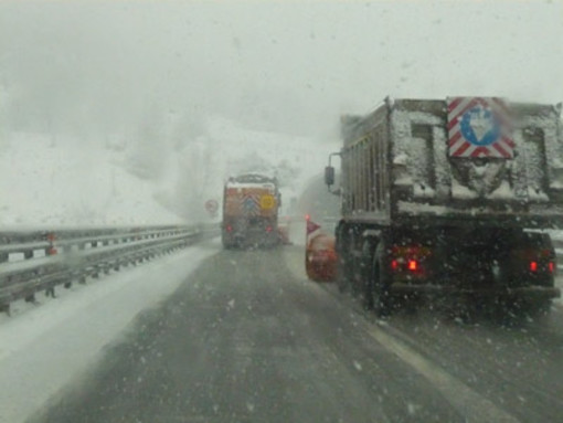 Provincia Savona, obblighi su strade  provinciali con neve e ghiaccio