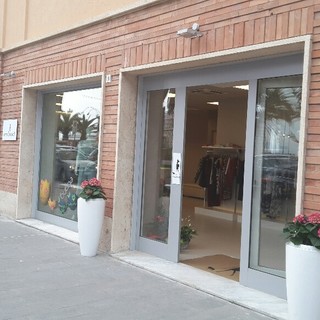 Segnali di ripresa commerciale a Finale: aperti nuovi negozi a Marina