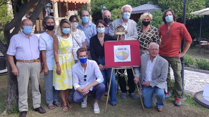 "Nuova via per Borgio Verezzi", Dacquino presenta la squadra in vista delle comunali: "Impegno che si rinnova"