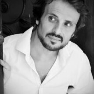 Maximilian Nisi cura per Pieve di Teco e Savona la messa in scena de "La Fuga"