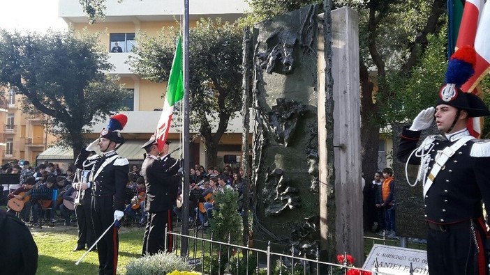 15 anni dalla strage di Nassiriya, la provincia di Savona ricorda le vittime e il finalese Daniele Ghione 15 anni dalla strage di Nassiriya, la provincia di Savona ricorda le vittime e il finalese Daniele Ghione