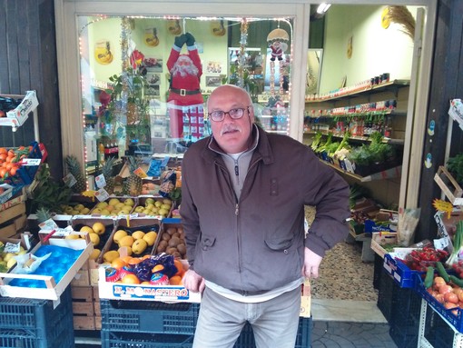 Albenga: "Frutta e Verdura" da Nando abbassa la saracinesca dopo oltre 50 anni di attività Albenga: "Frutta e Verdura" da Nando abbassa la saracinesca dopo oltre 50 anni di attività