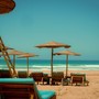 Lo stabilimento balneare apre tra due settimane. Percorrilo prima che arrivi il primo ospite Lo stabilimento balneare apre tra due settimane. Percorrilo prima che arrivi il primo ospite