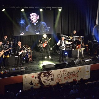 Albenga, un successo il primo appuntamento di "Ottobre De André" (FOTO)