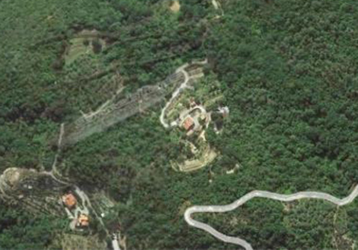 Immagine tratta da Google Earth Immagine tratta da Google Earth