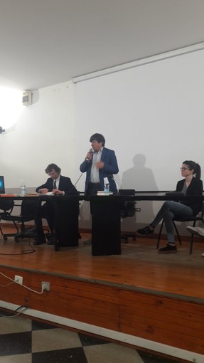 Gianni Oliva al liceo Calasanzio di Carcare