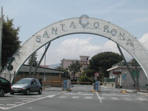 Incidente sulla via Aurelia a Spotorno: morte cerebrale per il centauro 45enne