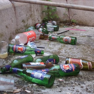 Estate con restrizioni a Laigueglia: niente alcolici in luoghi pubblici dalle 21 alle 6