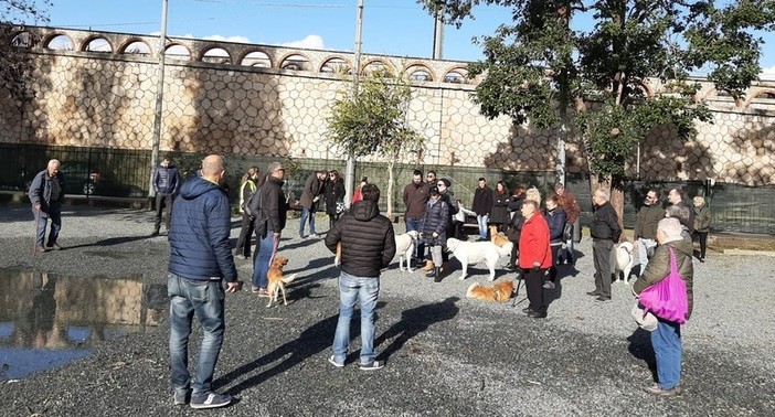Albisola, inaugurata la nuova oasi canina di via Sisto IV (FOTO e VIDEO)