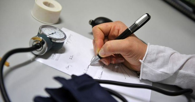 Ricette elettroniche, sms bloccati e pazienti in difficoltà: medici di famiglia alle prese con i disservizi Ricette elettroniche, sms bloccati e pazienti in difficoltà: medici di famiglia alle prese con i disservizi