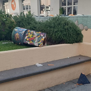 Albisola, i vandali colpiscono ancora: danneggiata una scultura