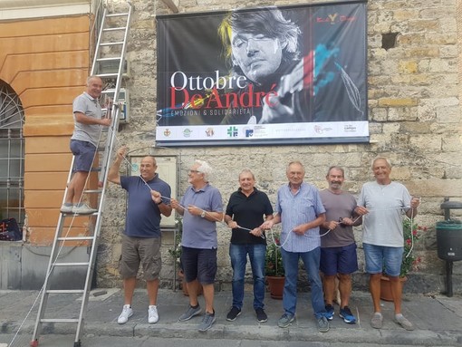 Albenga, nella Sala degli Stucchi la presentazione di "Ottobre De André": madrina dell'evento Dori Ghezzi Albenga, nella Sala degli Stucchi la presentazione di "Ottobre De André": madrina dell'evento Dori Ghezzi