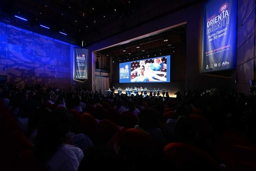 Orientamenti, oltre 30mila presenze per la prima giornata del festival Orientamenti, oltre 30mila presenze per la prima giornata del festival