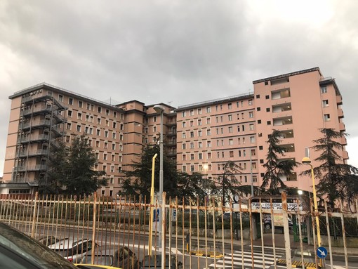 Nella foto: l'ospedale San Paolo di Savona