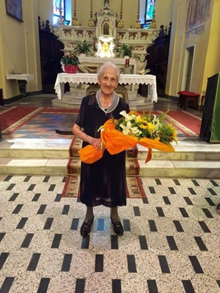 Lutto per la scomparsa di Olga Torselli la più anziana di Andora Lutto per la scomparsa di Olga Torselli la più anziana di Andora