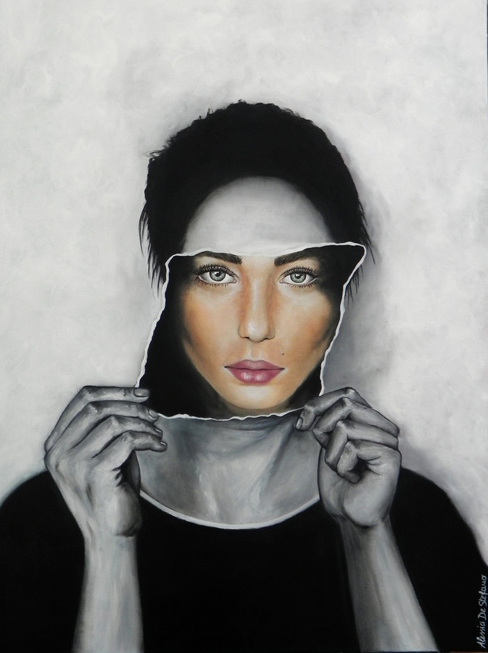 Immagine: Alessia De Stefano, Maschera, tecnica mista. Immagine: Alessia De Stefano, Maschera, tecnica mista.