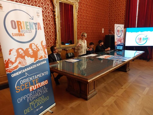 Savona, torna il "salone dei giovani": ecco il progetto "OrientaRagazzi", una tre giorni guardando al futuro Savona, torna il "salone dei giovani": ecco il progetto "OrientaRagazzi", una tre giorni guardando al futuro