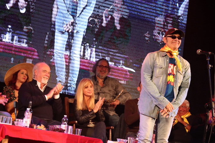 Ottobre De Andrè, l'elogio di Eraldo Ciangherotti ai Fieui di Caruggi: "Tutto esaurito in un momento di bassa stagione"