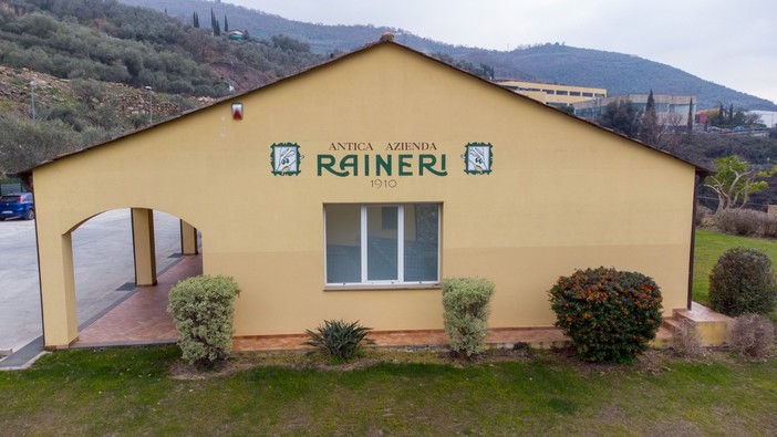 L’azienda Raineri spa di Chiusanico alla fiera milanese "Tuttofood" con i suoi prodotti