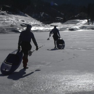 Osiglia: inaugurazione della mostra "L’acqua battezza un silenzio eterno e vivo, un incantesimo"