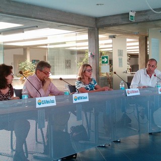 Nella foto: un momento del confronto tra Maria Grazia Oliva e Alessio D'Ascenzo sul verde pubblico