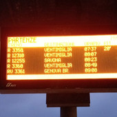 Treni rallentati a Loano per un problema al passaggio a livello, disagi per la neve in Val Bormida Treni rallentati a Loano per un problema al passaggio a livello, disagi per la neve in Val Bormida