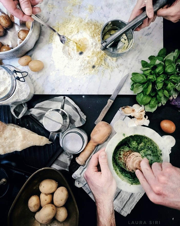 Il pesto ligure "invade pacificamente" Montecitorio