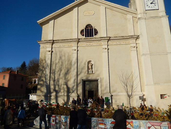 Pallare, in occasione della festa di Sant'Antonio si è celebrata la benedizione degli animali Pallare, in occasione della festa di Sant'Antonio si è celebrata la benedizione degli animali