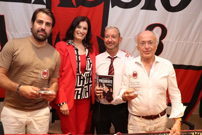 Alassio, presentato il libro “C’è solo un presidente” dedicato a Berlusconi: presenti gli autori Alassio, presentato il libro “C’è solo un presidente” dedicato a Berlusconi: presenti gli autori