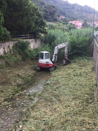 Finale, via alla pulizia di rii e torrenti Finale, via alla pulizia di rii e torrenti