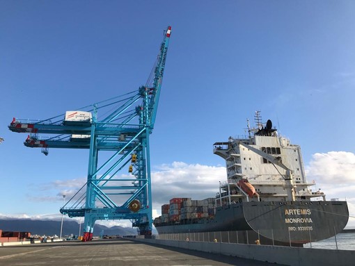 Covid-19, pienamente operativi i due terminal di Vado Ligure