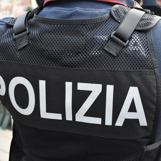 Test sierologici gratis, la denuncia del Siap: "Altra beffa per i poliziotti liguri" Test sierologici gratis, la denuncia del Siap: "Altra beffa per i poliziotti liguri"