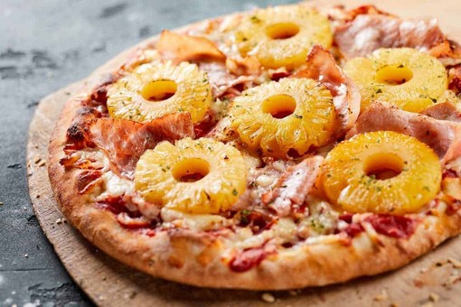 Ananas sulla pizza e altri esperimenti gastronomici da provare (o forse no) Ananas sulla pizza e altri esperimenti gastronomici da provare (o forse no)