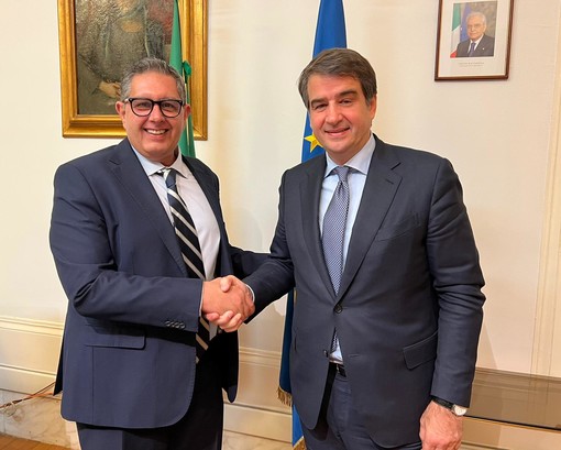 Il presidente Toti incontra il ministro Fitto: "Confronto molto costruttivo"