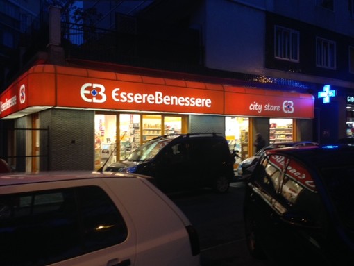 Savona, rapinata parafarmacia "Essere Benessere" in corso Tardy e Benech