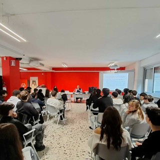 Savona, il presidente di Fincantieri incontra gli alunni del "Ferraris Pancaldo"