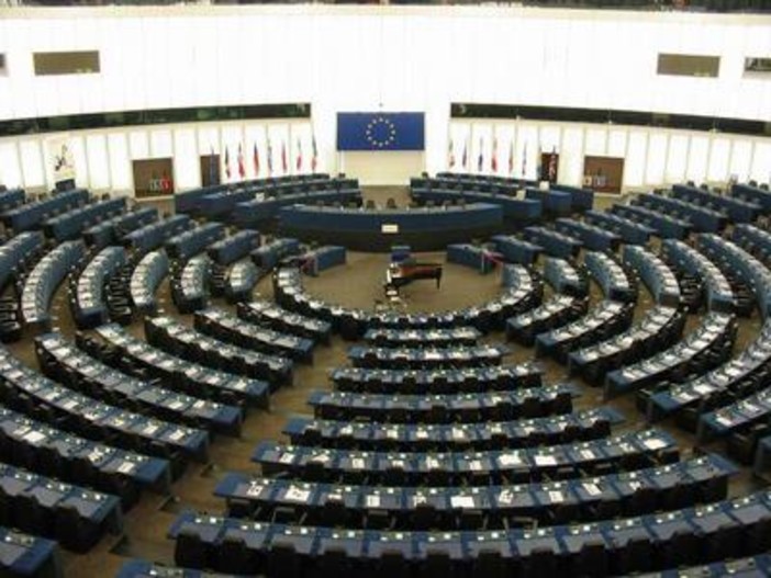 Nell'immagine di repertorio: il parlamento europeo Nell'immagine di repertorio: il parlamento europeo