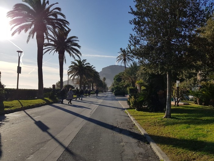 Liguria, seconda decade di novembre insolitamente mite, ma nessuna particolare anomalia Liguria, seconda decade di novembre insolitamente mite, ma nessuna particolare anomalia