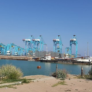 Piattaforma Maersk, il gruppo "Vivere Vado" organizza un incontro per parlare del nuovo scalo merci Piattaforma Maersk, il gruppo "Vivere Vado" organizza un incontro per parlare del nuovo scalo merci