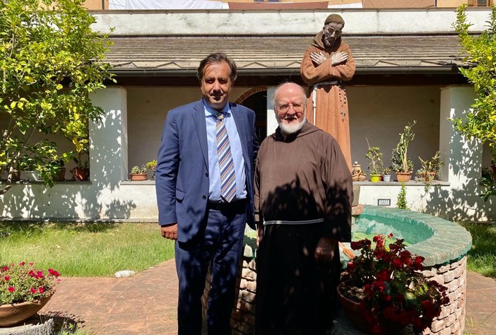 Padre Gianfranco Iacopi lascia il convento dei Cappuccini di Savona per Chiavari
