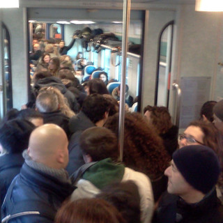 Il caffè sul treno come arma di distrazione di massa?