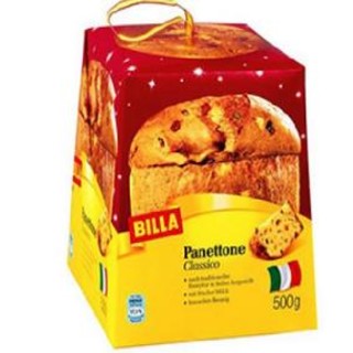 Un pezzo di metallo nel panettone italiano con il marchio Billa