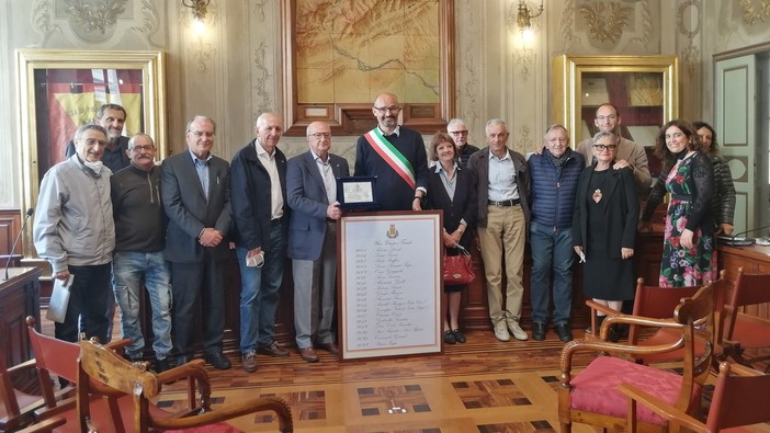 Una vita per lo sport e l'associazionismo: Finale celebra l'impegno di Bruno Zupo (FOTO e VIDEO) Una vita per lo sport e l'associazionismo: Finale celebra l'impegno di Bruno Zupo (FOTO e VIDEO)