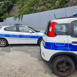 Mercato produttori a Savona, bloccato il commercio di latte crudo in contenitori anonimi: avviati a distruzione 50 kg di prodotti