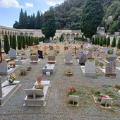 Pulizia dei cimiteri di Albisola. Assessore Poggi: "Si evitino segnalazioni fuorvianti". L'opposizione: "I cittadini hanno il diritto di segnalare criticità" Pulizia dei cimiteri di Albisola. Assessore Poggi: "Si evitino segnalazioni fuorvianti". L'opposizione: "I cittadini hanno il diritto di segnalare criticità"