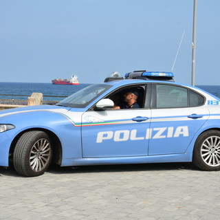 Feste in spiaggia, sul lungomare e in un ristorante: sanzionati tre locali a Pietra, Noli e Albenga