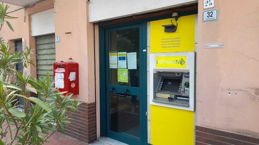 Calice, l'ufficio postale riapre dopo i lavori di rinnovamento e adeguamento al progetto “Polis – Casa dei Servizi Digitali”