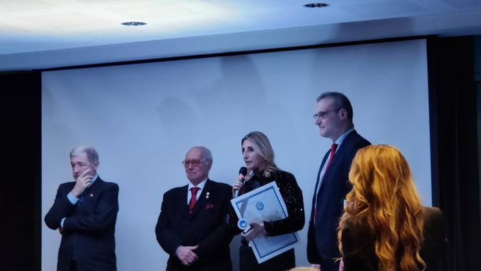 Cristina Bolla premiata come Ligure Illustre 2024 Cristina Bolla premiata come Ligure Illustre 2024