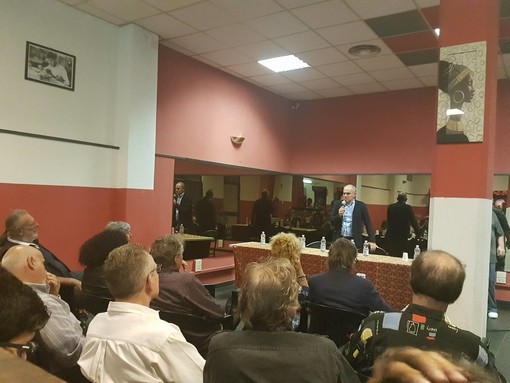 Privatizzazione degli ospedali, Cangiano: "Ci rifiutano un confronto, forse hanno paura di non saper rispondere alle nostre domande"