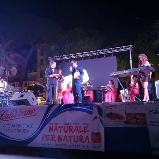 Successo di pubblico a Santa Margherita per il tenore di Noli Davide Pastorino Successo di pubblico a Santa Margherita per il tenore di Noli Davide Pastorino